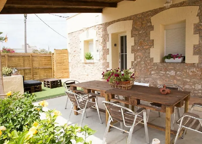 Semesterbostad Casa Josep Camarles